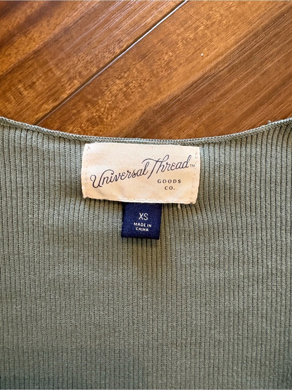 Universal Thread Olive Green Ribbed Button-Front Long Sleeve Top - Picture 2 of 2